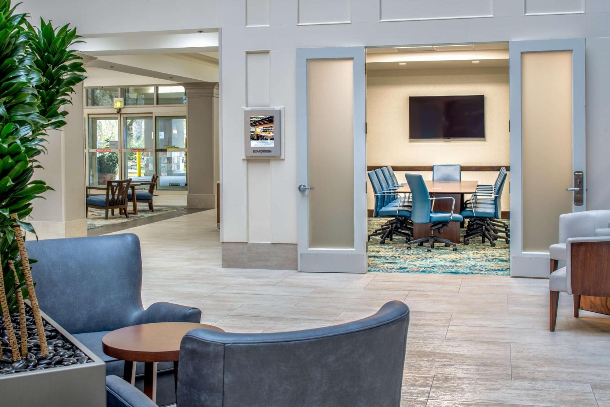 Embassy Suites By Hilton Seattle - Tacoma International Airport Tukwila Exterior foto