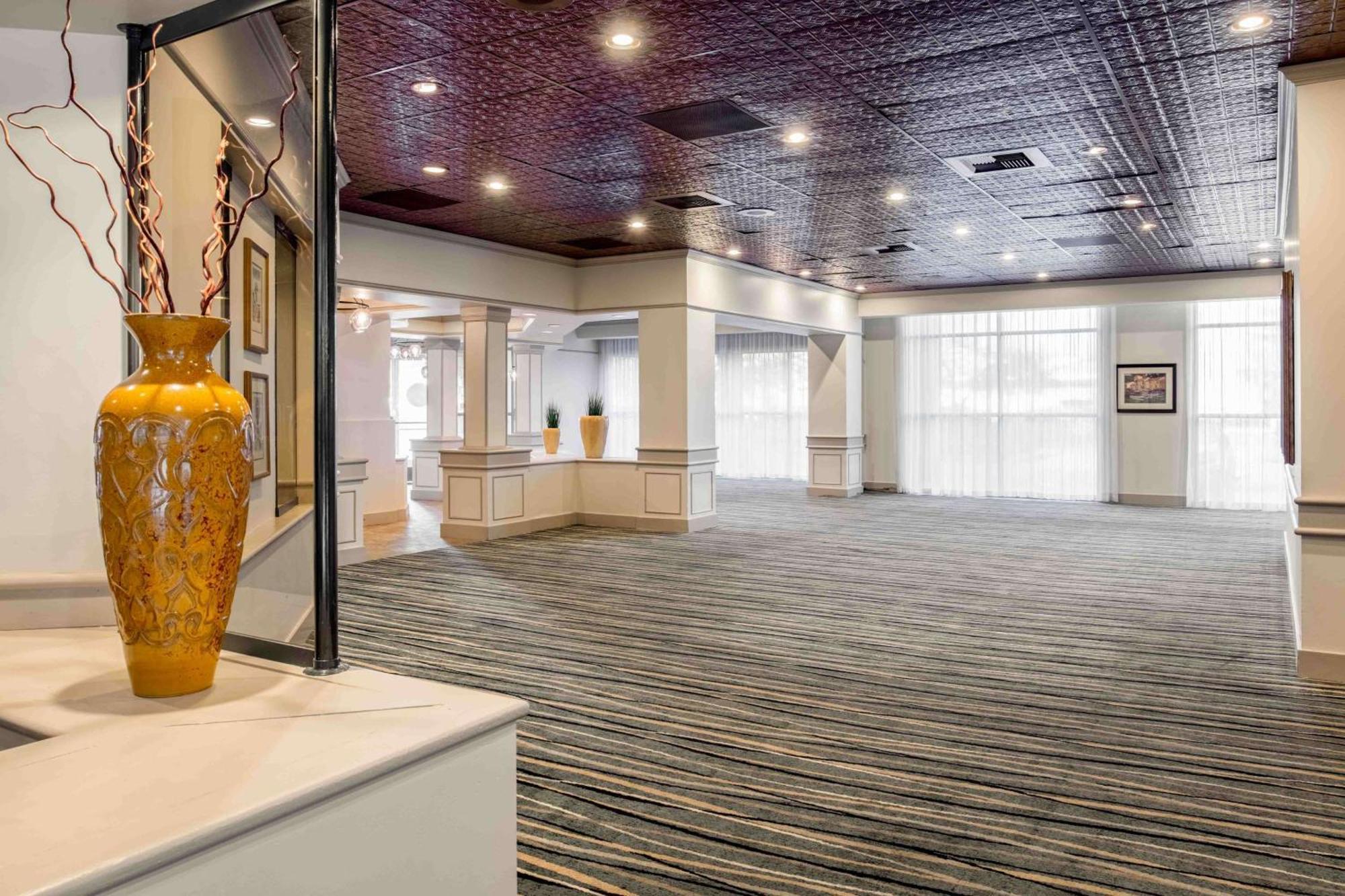 Embassy Suites By Hilton Seattle - Tacoma International Airport Tukwila Exterior foto