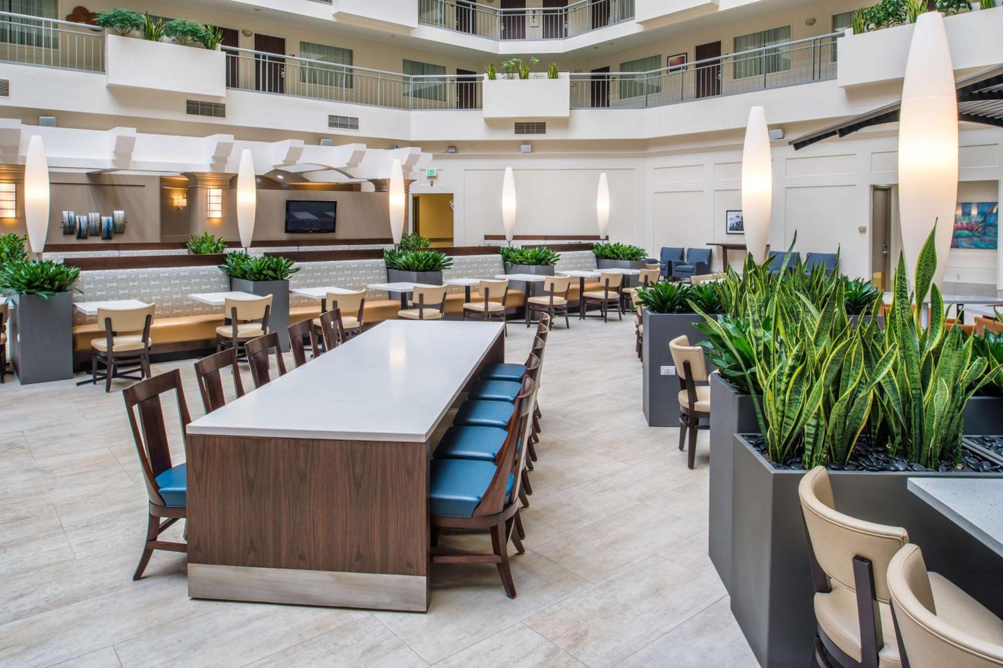 Embassy Suites By Hilton Seattle - Tacoma International Airport Tukwila Exterior foto